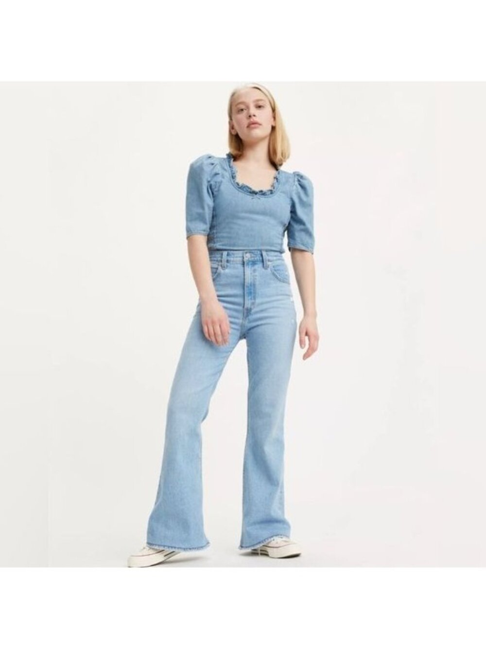Levi's 70'S HIGH RISE FLARE JEANS LIGHT BLUE WASH 31